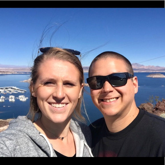 Meet your Posher, Alexandra - Picture 1 of 1